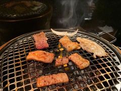 -焼肉まんぐう