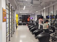 -发条鸭无人健身房(浦东北艾路店)