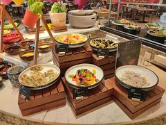 -咖啡苑自助餐厅·中国大饭店
