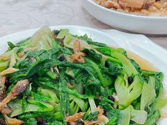 豆豉鲮鱼炒油麦菜-新塘畔酒楼(里水大道北店)