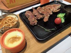 -豪享来牛排(人民店)