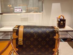 -LV路易威登(德基广场店)