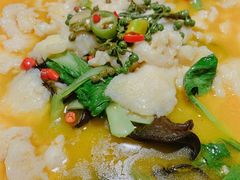 -靠山屯东北农家菜(八龙桥雅苑店)