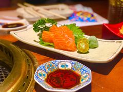 -肉魁屋·烧肉·烧鸟·酒场(高新店)