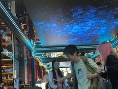-屋有岛沉浸游戏旗舰店(中山公园店)