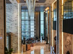 -上海漕河泾万丽酒店