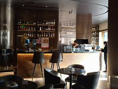 -wineapp葡萄酒餐吧(外滩金融中心店)