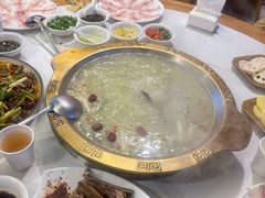 -颜氏双江清水鱼一养身火锅(磁器口店)