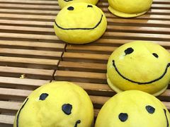 -焙丽拾光(麦凯乐直营店)