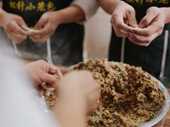 -舒小笼松针小笼包