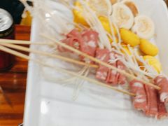 -哈尔滨小酒馆·鲜肉现穿自助烧烤(康新花园店)