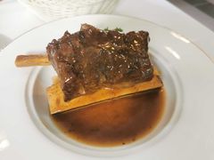 烧牛肋排-小白桦西餐厅