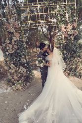 点击看大图 -太郎花子婚纱摄影艺术中心