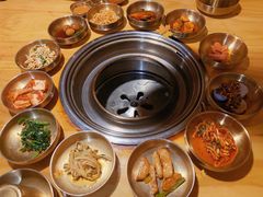 十道正宗韩国小菜-金顺韩式烤肉·网红烤肉店(广利路店)