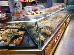 面包甜点陈列柜-老香齋(五角场店)