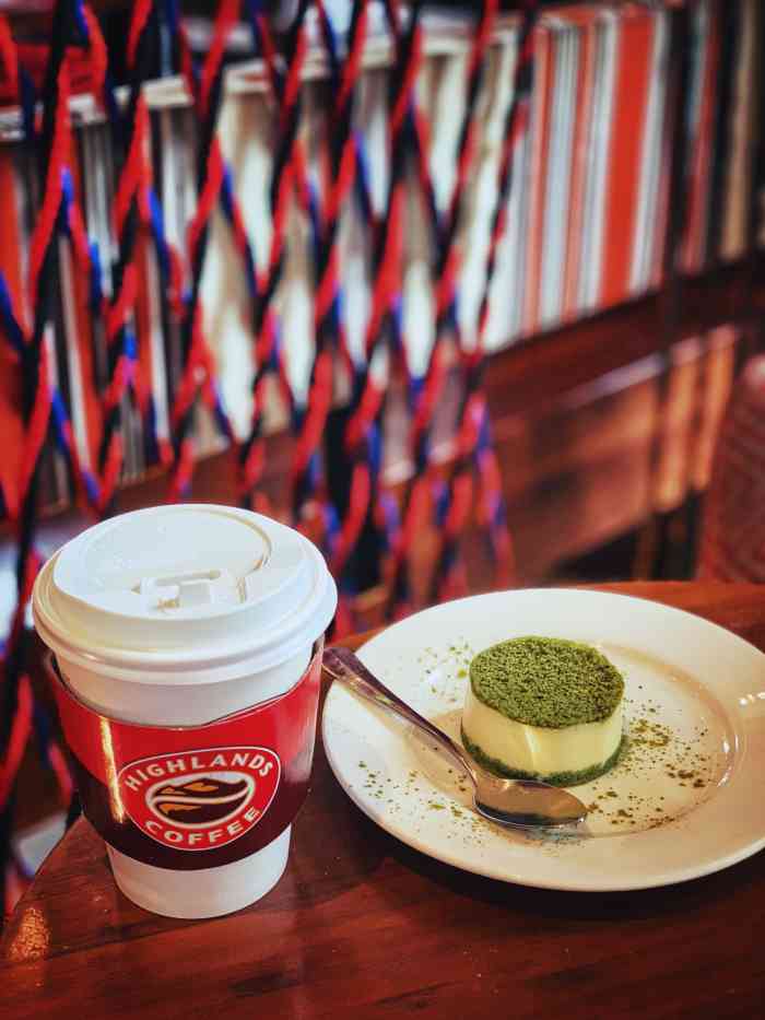 highland coffee-"满大街都是的越南咖啡有炼乳的味道,甜甜.