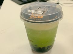 京都抹茶脏脏茶-LELECHA乐乐茶(美罗城店)