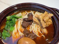 -霸蛮湖南菜·牛肉粉(荣京西街店)