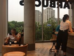 -星巴克臻选(湖滨道店)