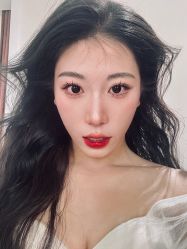 -派丽莫Pellimo原创设计婚纱品牌