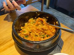 传统石锅拌饭-唯成•韩国炭火烤肉 유성고기