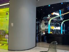 -INLANG饮浪室内冲浪(苏河湾万象天地店)
