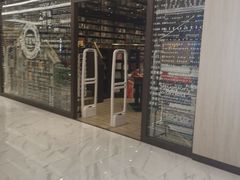 -钟书阁(群光广场店)