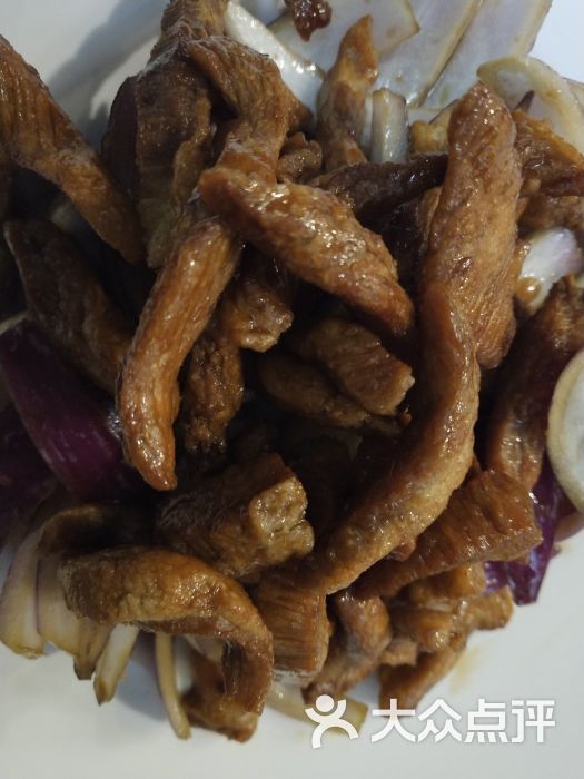 洋葱拌脂渣