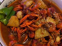 -红盔侠小龙虾(海宁银泰店)