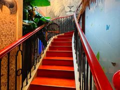 -月亮眼花园餐厅书吧酒吧