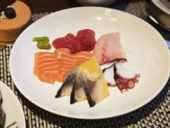 -南湖名都·景湖轩全日制餐厅·海鲜自助·东南亚风味·临湖而食