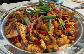 Small Pot of Catfish and Intestine