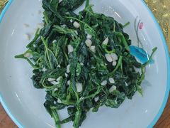 -邹胖哥好好吃餐馆(荔波美食街店)