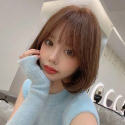 -AYO SALON