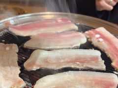 -围炉肉舍丹东海鲜烤肉·烤活鳗(步行街店)