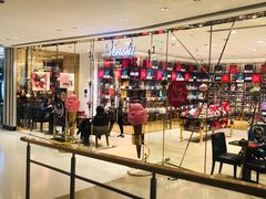 -VENCHI 闻绮(北京国贸商城店)