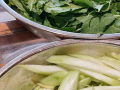 枸杞叶-丰尔粥食·粥底火锅·桑拿鸡(大良总店)