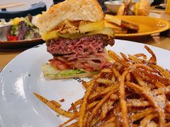 -HELLO 27 意面·沙拉·帕尼尼