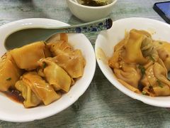 蛋黄鲜肉大馄饨-饨顿香馄饨