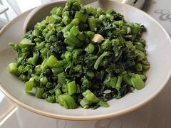 -洈水谣 · 地道荆州松滋菜(菱角湖公园店)
