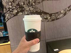 -星巴克臻选(盐城金鹰聚龙湖店)