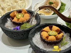 -品海楼·大连海胆锅贴馆(东港店)