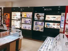 -西南眼镜·蔡司·依视路战略合作店(南街店)