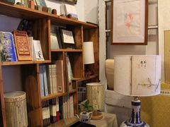 -邊城書店