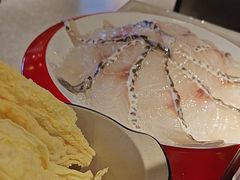 -靓寨酸汤火锅(时尚天河东一街店)