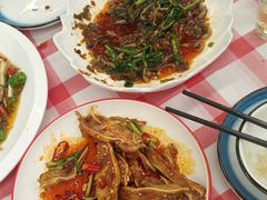 -洪霞餐馆·川菜·鲜货现炒(两江春城店)