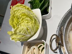 -左庭右院鲜牛肉火锅(金山万达店)
