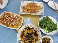 -正荣酒家葱葱鲫鱼