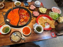 -憨铁匠火锅(红山6979店)