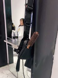 -妞妞麻吉美发沙龙